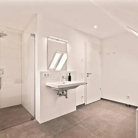 Seeliebe Maisonette In Direkter Seenaehe Friedrichshafen Exterior photo